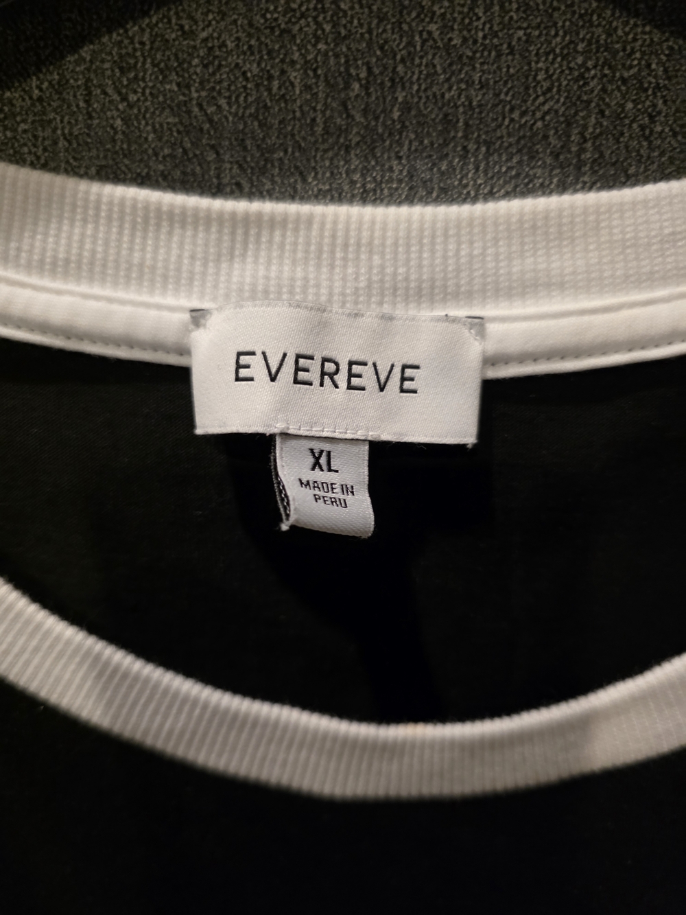 Evereve Black & White Striped Tank Size XL PTP 21 1/2 In Length 25 In. - Picture 3 of 4